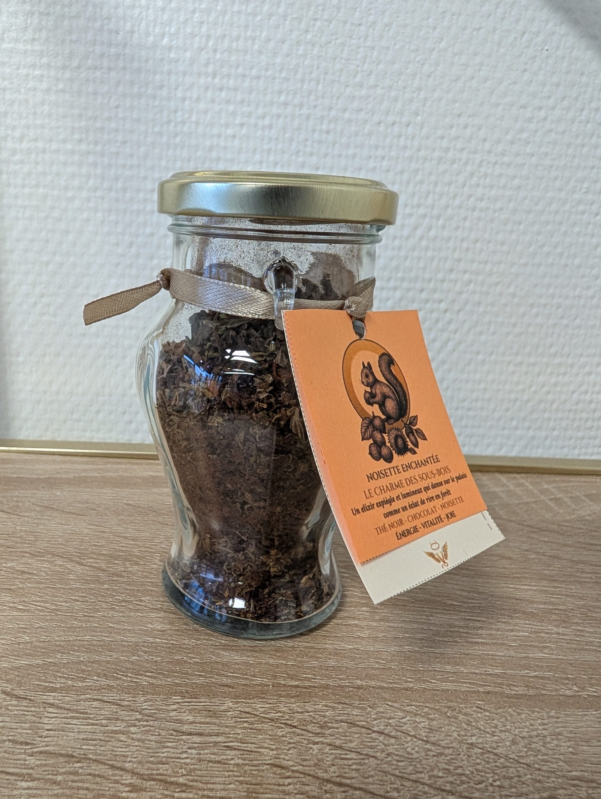 amphore CBD thé noir noisette