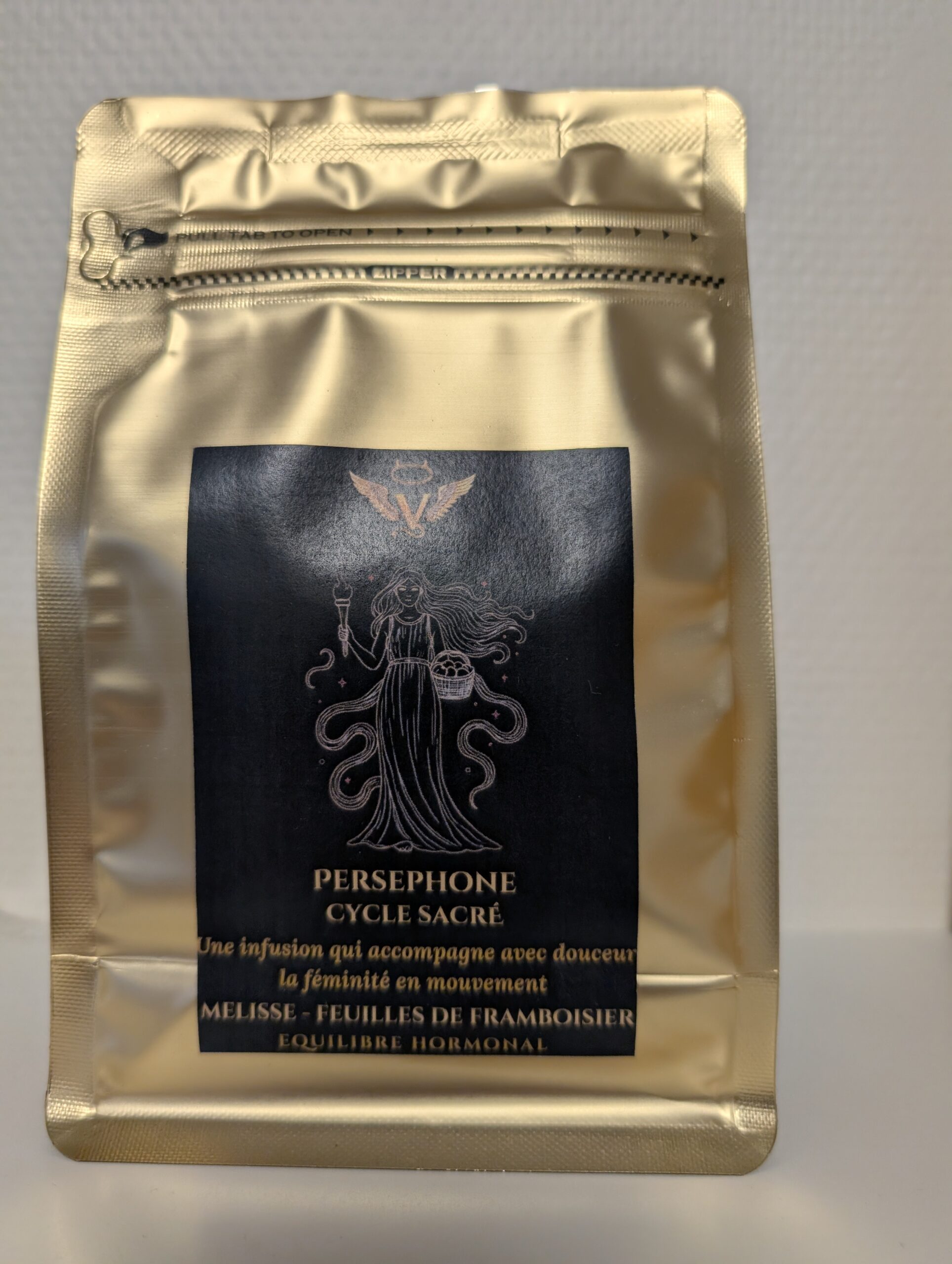 infusion Perséphone, CBD féminin, infusion cycle, tisane bien-être femme, infusion herbes naturelles, Vice & Vertu Mythologie