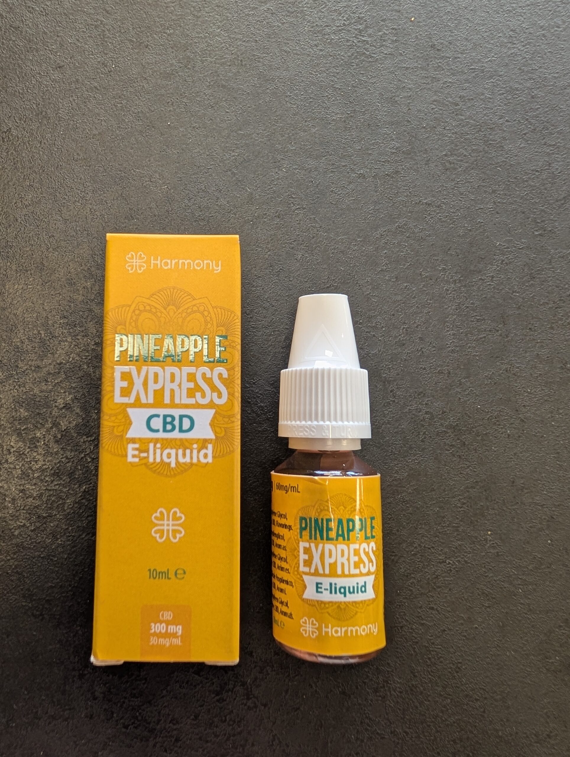 pineapple haze e-liquide 300 600 CBD vape e cigarette