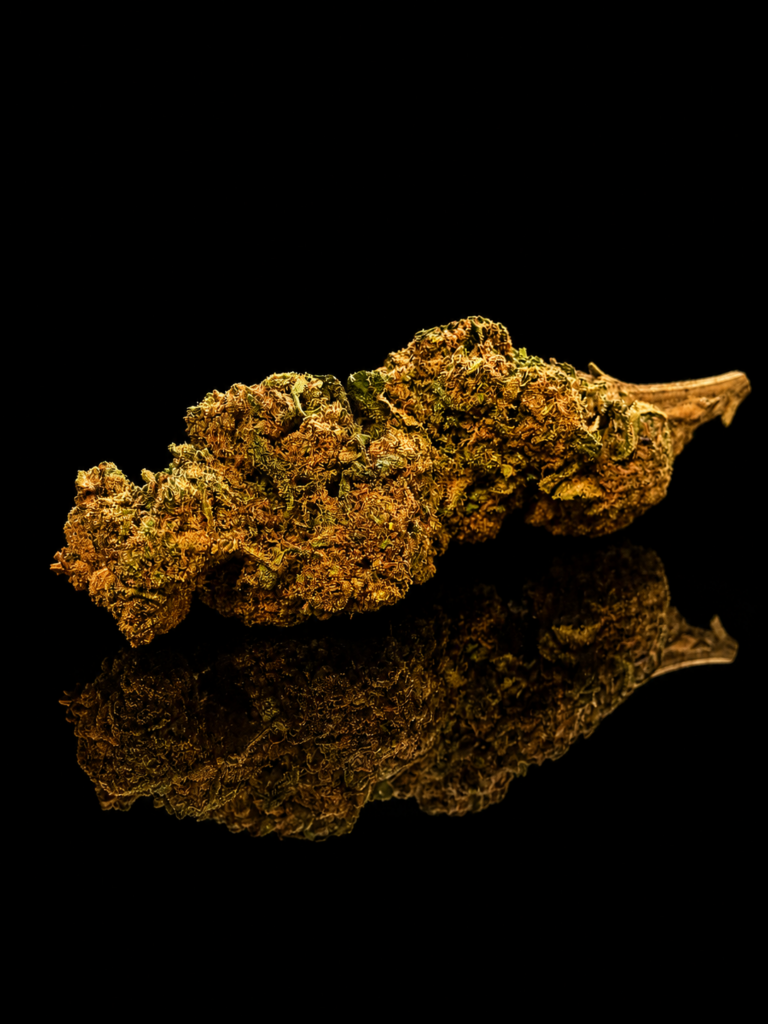 LA Confidential terreux boisé pin fleur cbd vice et vertu